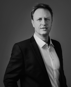 iwp-trainer-karl-heinz-heblik_277x341